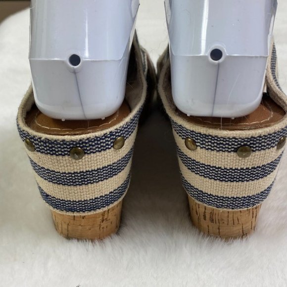 Crown Vintage Delight Criss Cross Striped Cork Wedge Platform Sandal, Sz 7.5 - Picture 8 of 12
